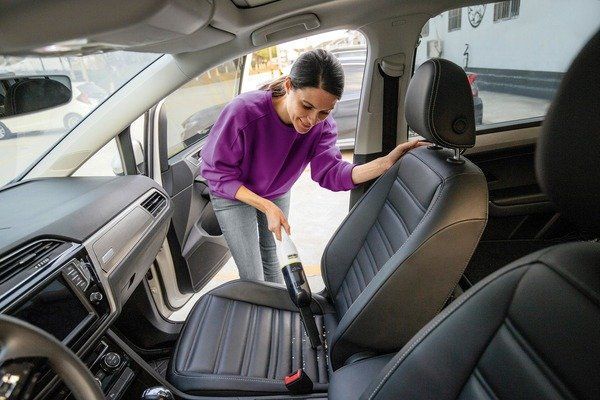 Пилосос ручний Karcher CVH 2 PREMIUM, акумуляторний, Li-ion, 7.2В, 2А, 0,15 л, до 10 хв, 0.55 кг