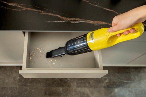Пилосос ручний Karcher CVH 2, акумуляторний, Li-ion, 7.2В, 2А, 0,15 л, до 10 хв, 0.65 кг