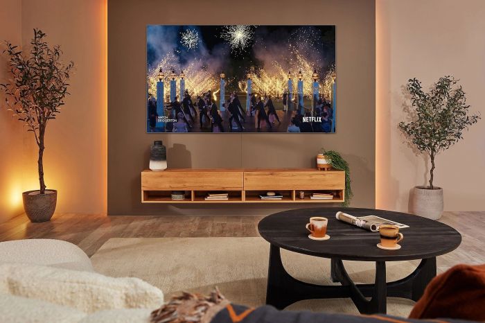 Телевізор 65" Samsung NeoQLED 4K 100Hz Smart Tizen BRIGHT SILVER