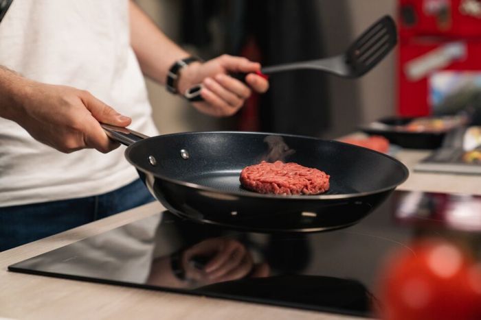 Сковорода Tefal Cook Eat, 24см, покриття Titanium, індукція, Thermo-Spot, нерж. Сталь