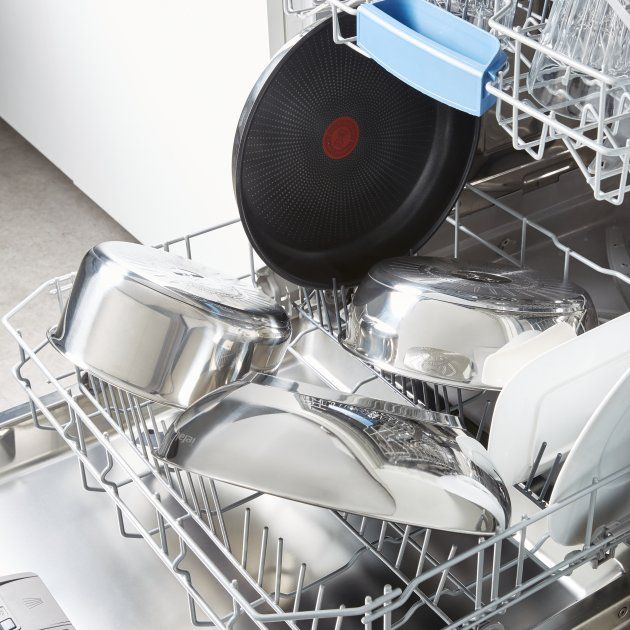 Набір сковорідок Tefal Comfort Max 24, 28см, покриття Titanium, індукція, Thermo-Spot, нерж.сталь