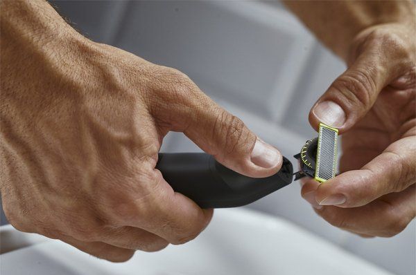 Електростанок Philips OneBlade QP6541/15 (2в1)