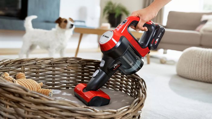 Пилосос Bosch безпровідний, конт пил -0.3л, автон. робота до 40хв, вага-2.9кг, НЕРА, червоний
