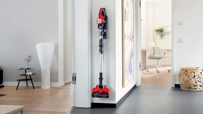 Пилосос Bosch безпровідний, конт пил -0.3л, автон. робота до 40хв, вага-2.9кг, НЕРА, червоний
