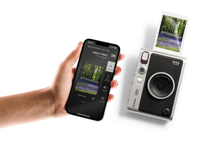 Фотокамера миттєвого друку Fujifilm INSTAX MINI EVO