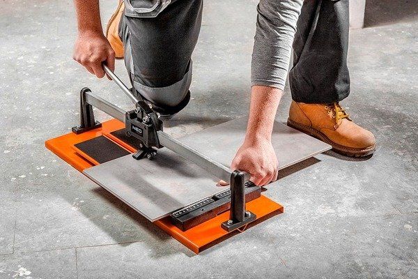 Плиткоріз Neo Tools, робоча частина 600х600 мм, амортизуюча робоча поверхня