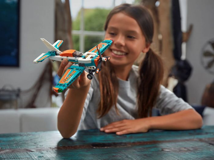 Конструктор LEGO Technic Спортивний літак