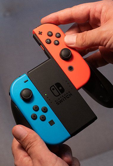 Ігрова консоль Nintendo Switch (неоновий червоний/неоновий синій)