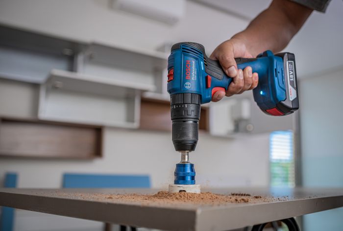 Шуруповерт-дриль Bosch GSB 185-LI, 2х2.0 Ah, ЗУ GAL 18V-20, кейс