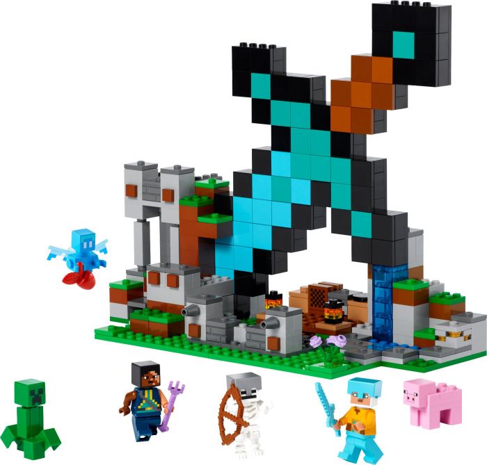 Конструктор LEGO Minecraft Форпост із мечем