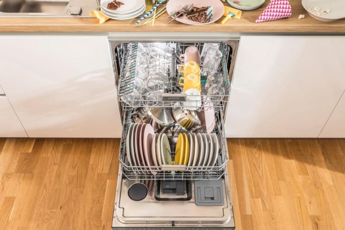 Посудомийна машина Gorenje GV673C62 вбудовувана, 16компл., A+++, 60см, інвертор,Wi-Fi, сенсорн.упр, 3и кошики, білий