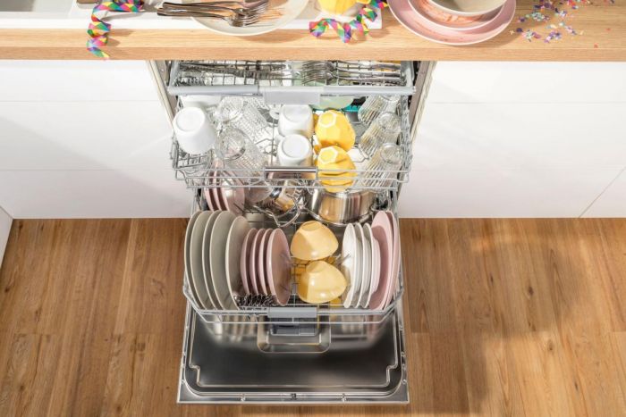 Посудомийна машина Gorenje GV693C60XXL вбудовувана, 16компл, інверторн, A+++, 60см, TotalDry, 3 кошики, білий