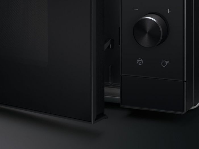 Мікрохвильова піч Electrolux, 25л, мех. керування, 900Вт, гриль, дисплей, інвертор, чорний