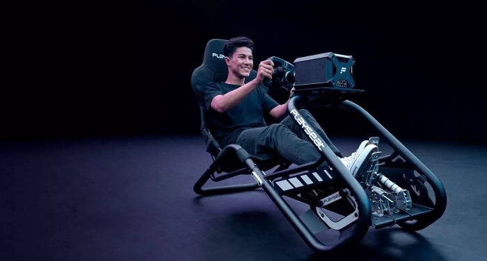 Кокпіт з кріпленням для керма та педалей Playseat® Trophy - Black