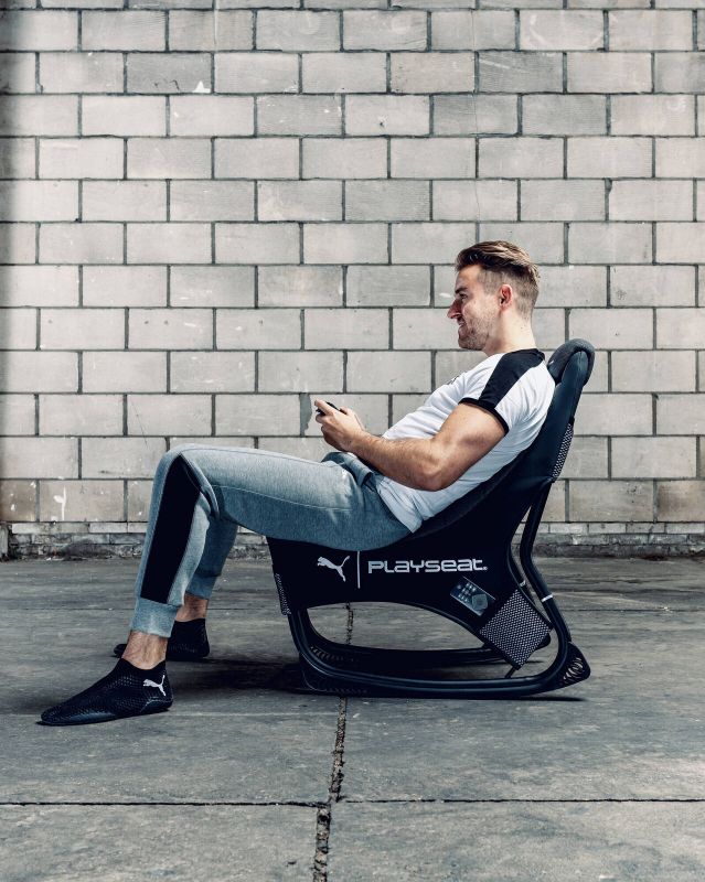 Консольне крісло Playseat®  PUMA Edition - Black