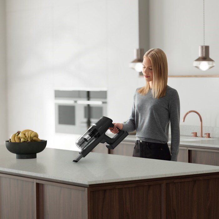 Пилосос Electrolux бездротовий, конт пил -0,4л, автон. робота до 35хв, НЕРА, AutoMode, BRC, 4 насадки, сірий