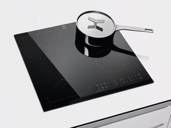 Варильна поверхня Electrolux індукційна, 60см, розширена зона, Hob2Hood, чорний