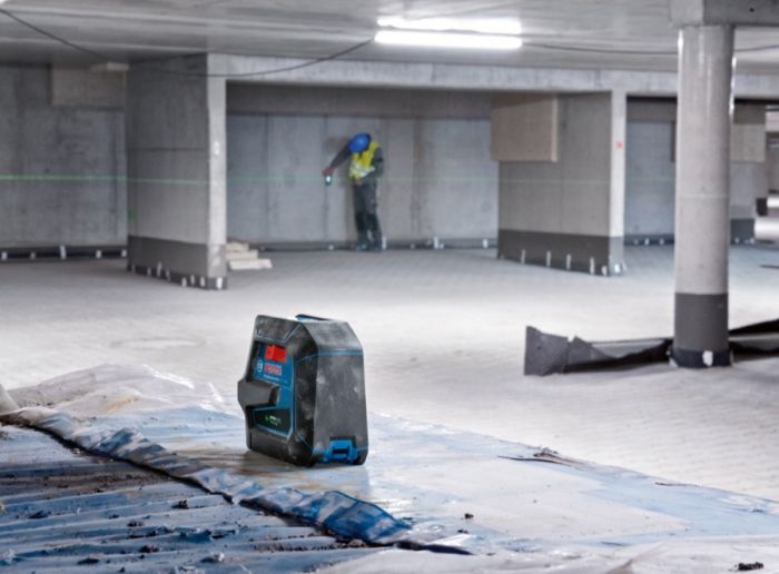 Нівелір лазерний Bosch Professional GCL 2-50 G, до 15 м, ± 0.3 мм/м, в чемодані з тримачем RM 10, затиском DK 10, чохлом, мішенню,  0.58 кг