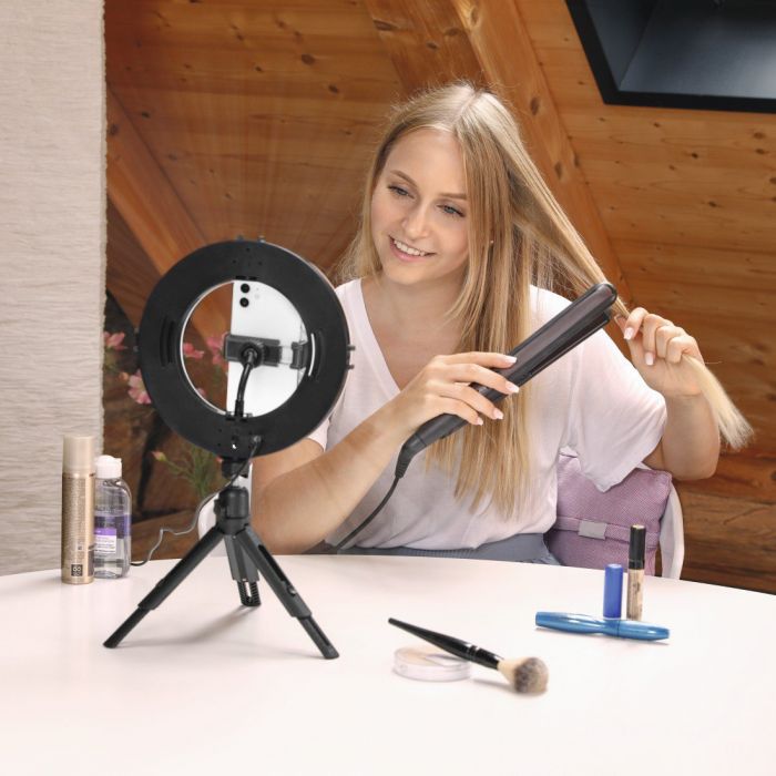 Штатив зі світлодіодним кільцем Hama SpotLight Smart 80 V2 BT Black