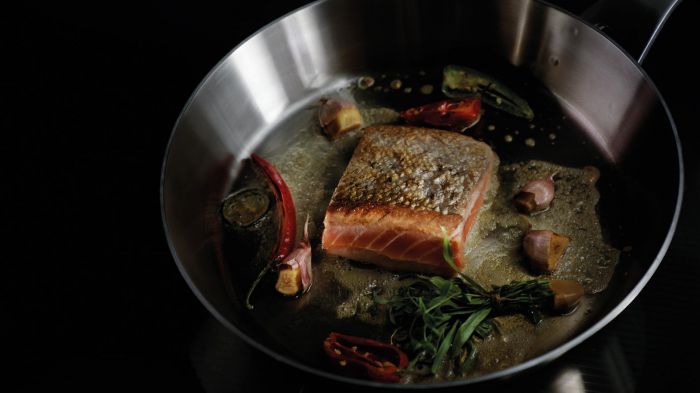 Вакуумний пакувальник Electrolux Explore