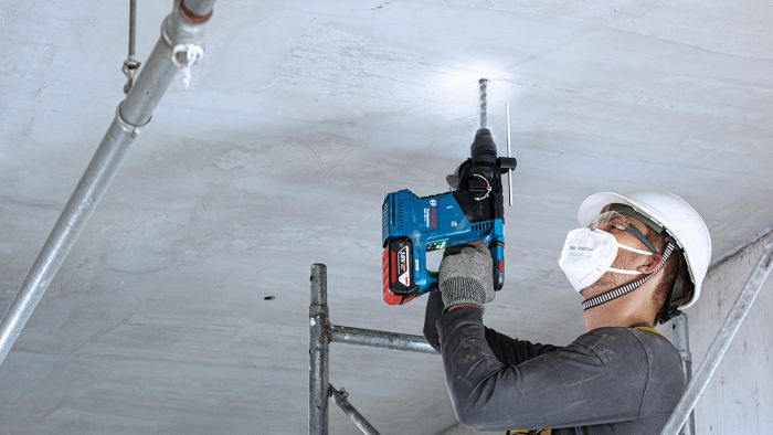 Перфоратор Bosch GBH 187-LI Professional акумуляторний, 2*18 В 5 Аг, SDS-Plus, 2.4 Дж, 980 об/хв, кейс, 2.9 кг