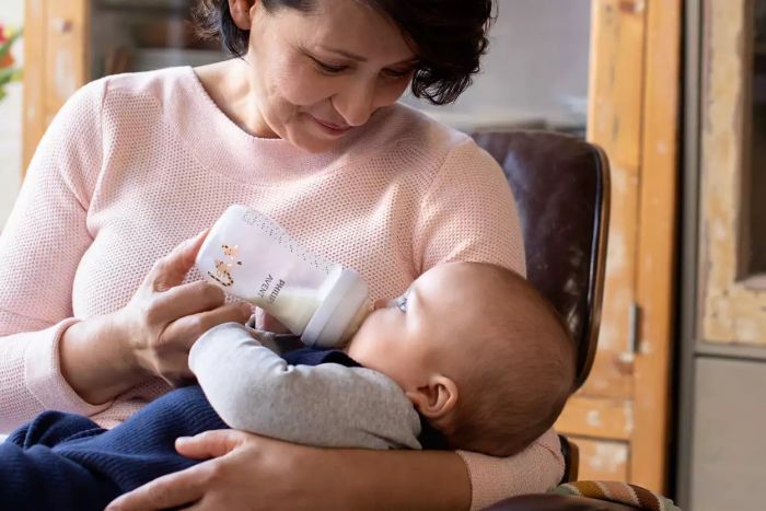 Пляшечка Philips Avent для годування Natural Природний Потік, 260 мл.1 шт. Жираф