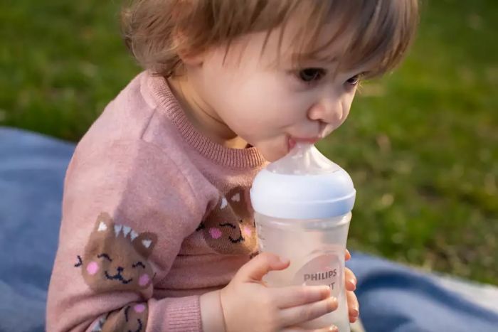 Пляшечка Philips Avent для годування Natural Природний Потік, 330 мл.1 шт.
