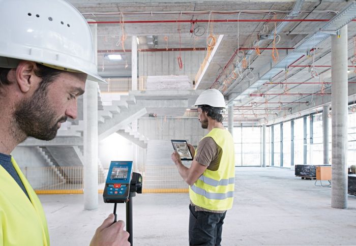 Далекомір лазерний Bosch Professional GLM 100-25 C, ±1.5 мм, 0.08–100м, 0-360°, Bluetooth, чохол, 0.23кг