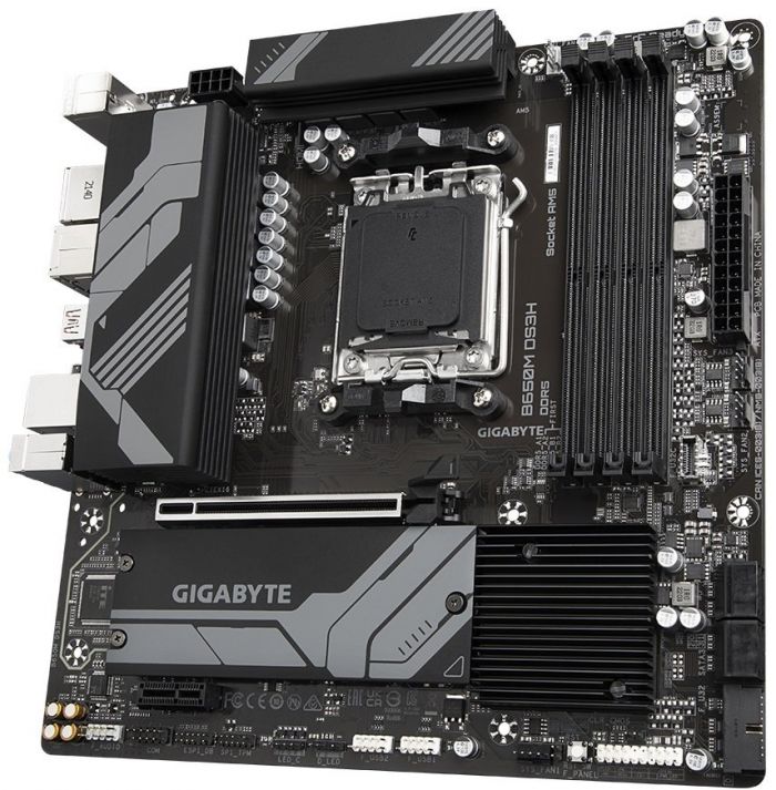 Материнcкая плата GIGABYTE B650M sAM5 B650 4xDDR5 HDMI mATX