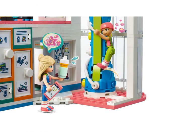 Конструктор LEGO Friends Спорткомплекс