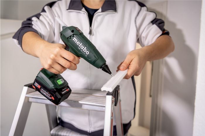 Клеєвий пістолет акумуляторний Metabo HK 18 LTX 20, 18В, діаметр 11мм, 20г/хв, 200/130 градусів, 0.4кг, без АКБ та ЗП