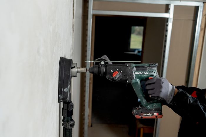 Перфоратор акумуляторний Metabo KH 18 LTX 24 SDS-plus 18В акб 2х5.2А·год 2.1Дж 2.6кг кейс metaBOX 165 L