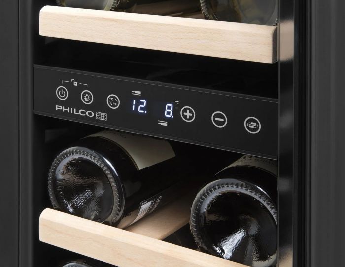 Холодильник Philco для вина, 85х29.5х57, холод.відд.-47л, зон - 2, бут-17, диспл, підсвітка, чорний
