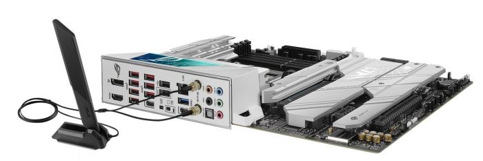 Материнcька плата ASUS ROG STRIX X670E-A GAMING WIFI sAM5 X670 4xDDR5 M.2 HDMI DP WiFi BT ATX