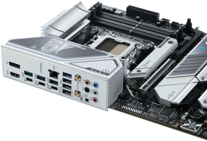 Материнcька плата ASUS PRIME X670E-PRO WIFI sAM5 X670 4xDDR5 M.2 DP HDMI WiFi BT ATX