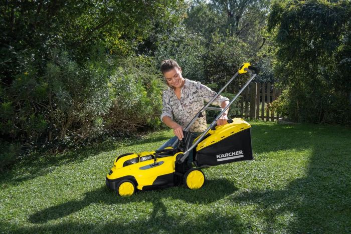 Комплект Karcher газонокосарка LMO 18-33 + триммер LTR 18-25+ швидкозарядний комплект 2,5 Ач + акумулятор 2.5Ач