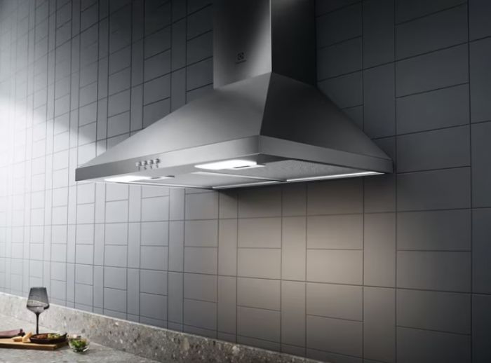 Витяжка Electrolux купольна, 60см, 420м3ч, нерж