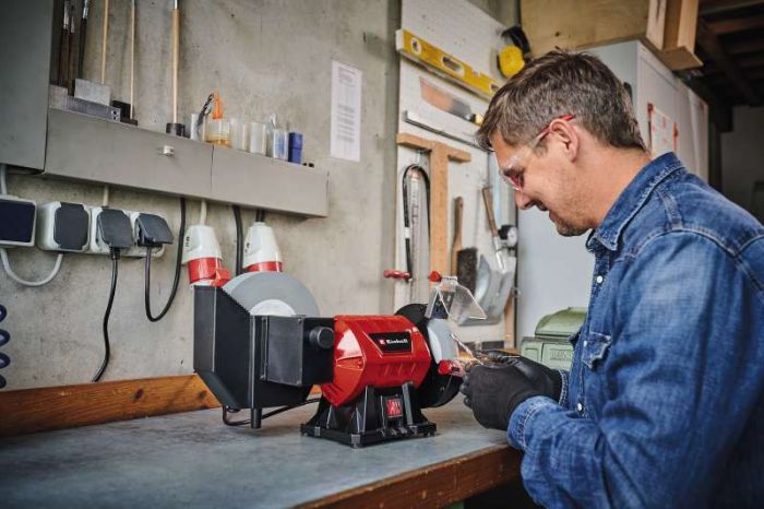 Верстат точильний Einhell TC-WD 200/150, 250 Вт, диски 200/150 мм, 134/2980 об/хв, 9.1 кг