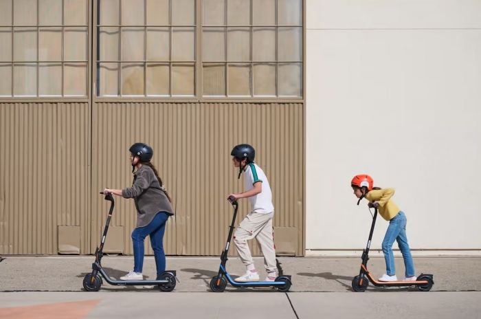 Електросамокат Segway-Ninebot дитячий C2, помаранчевий