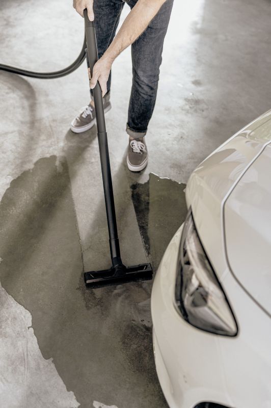 Пилосос Karcher WD 3 V-19/6/20 господарський, 1000 Вт, 19л, 6м, 4.780 кг