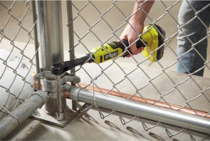 Трещітка акумуляторна RYOBI RRW1838X-0, ONE+ НР 18В, безщіткова, квадрат 3/8", 75Нм, 3 положення головки (без АКБ та ЗУ)