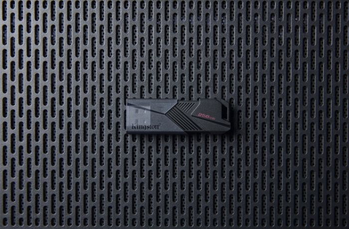 Накопичувач Kingston  256GB USB 3.2 Type-A Gen1 DT Exodia Onyx