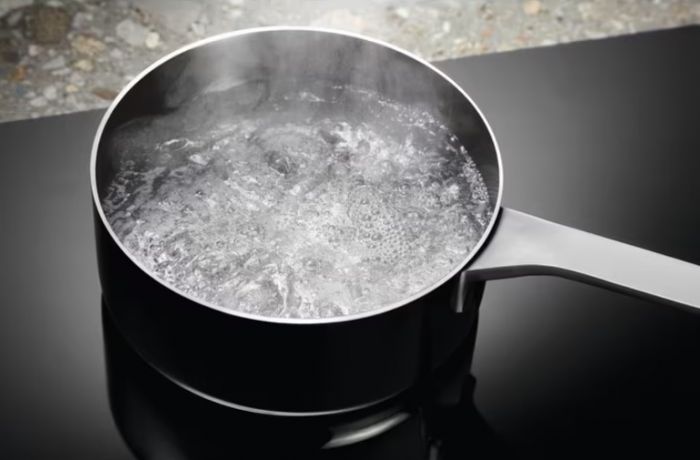 Варильна поверхня Electrolux індукційна, 71см, розширена зона, Hob2Hood, чорний