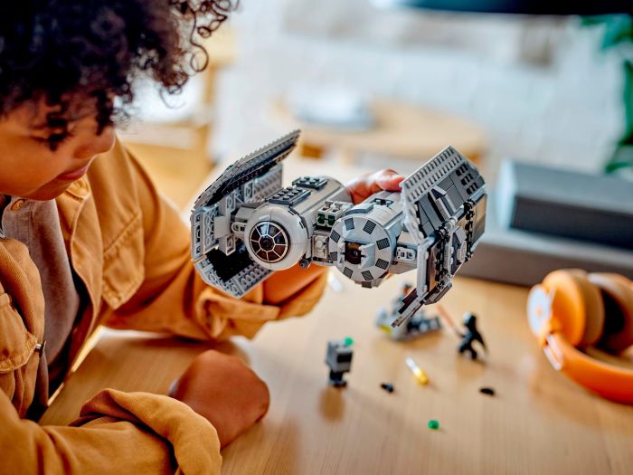Конструктор LEGO Star Wars Бомбардувальник TIE