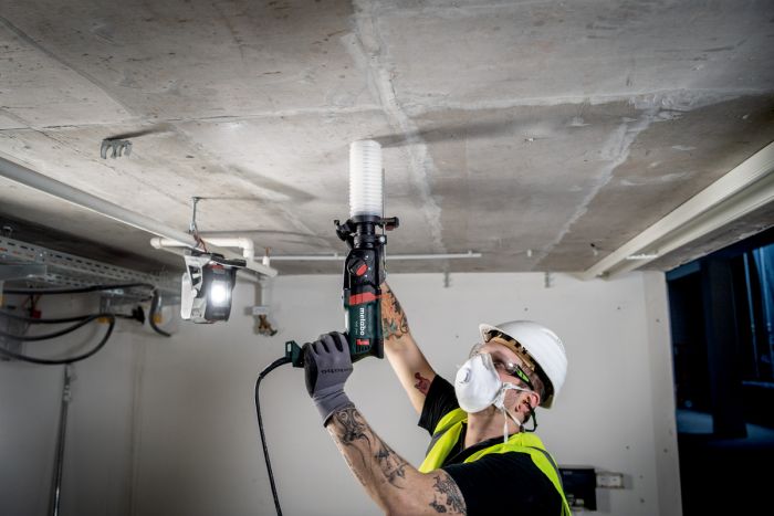Перфоратор Metabo KHE 2445, 800Вт, SDS-plus, 2.4Дж, 3 режими, 0-1500об/хв, 2.8кг