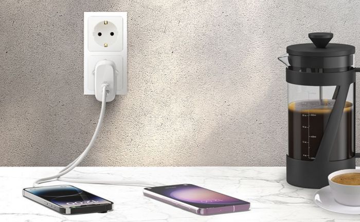 Зарядний пристрій мережевий Belkin 30Вт 2хUSB-С PD PPS, білий