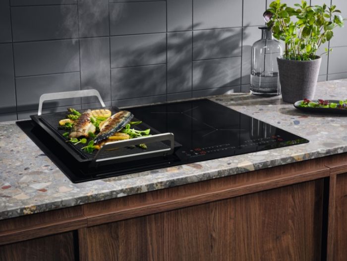 Варильна поверхня Electrolux індукційна, 60см, розширена зона, Hob2Hood, чорний
