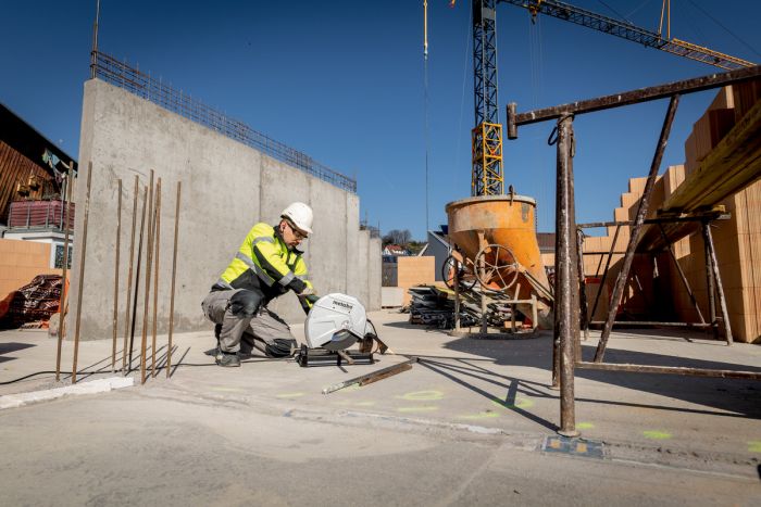 Пила монтажна Metabo CS 22-355, 2300Вт, диск 355мм, 3700об/хв, 16.8кг