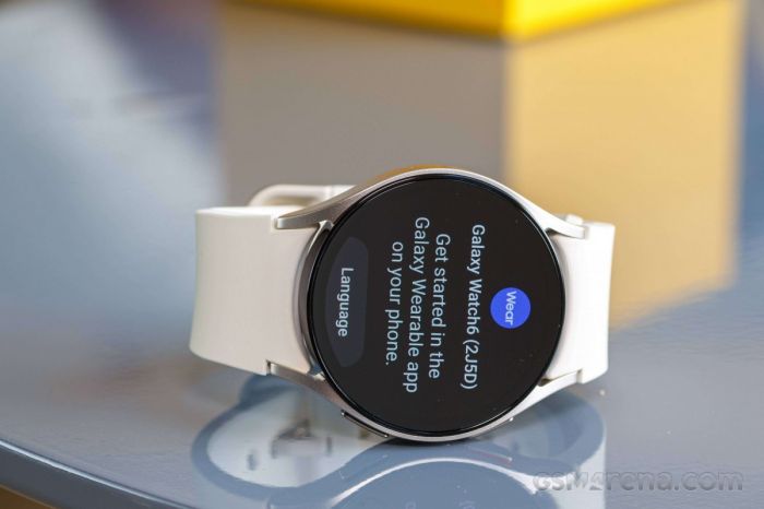 Смарт-годинник Samsung Galaxy Watch 6 40mm LTE (R935) 1.31", 432x432, sAMOLED, BT 5.3, NFC, 2/16GB, золотистий