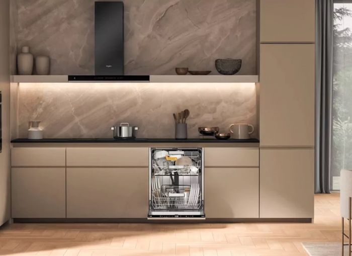 Посудомийна машина Whirlpool вбудовувана, 14компл., A+++, 60см, дисплей, 3й кошик, білий